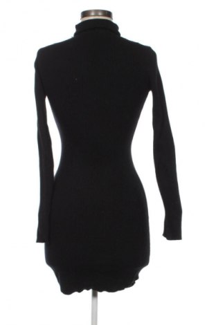 Ruha Bershka, Méret S, Szín Fekete, Ár 6 289 Ft