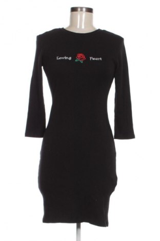 Kleid Bershka, Größe L, Farbe Schwarz, Preis 32,00 €