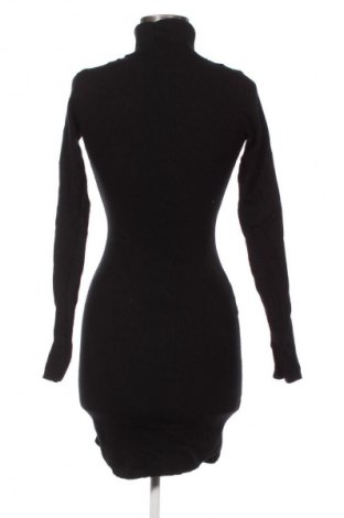 Kleid Bershka, Größe M, Farbe Schwarz, Preis € 11,99