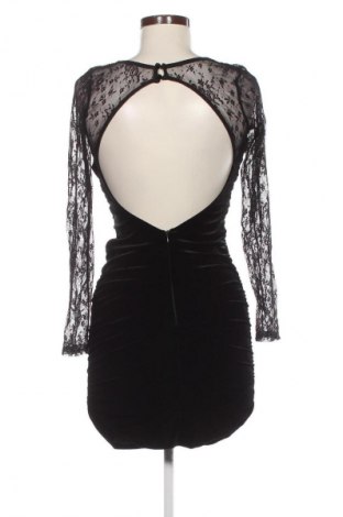 Ruha Bershka, Méret M, Szín Fekete, Ár 7 859 Ft