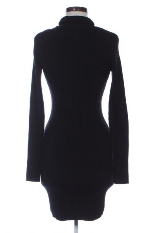 Rochie Bershka, Mărime L, Culoare Negru, Preț 102,63 Lei