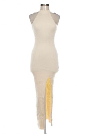 Φόρεμα Bershka, Μέγεθος M, Χρώμα Εκρού, Τιμή 13,99 €