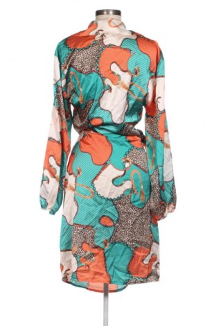 Sukienka Boohoo, Rozmiar M, Kolor Kolorowy, Cena 76,99 zł