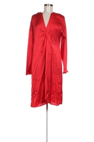 Sukienka Boohoo, Rozmiar M, Kolor Czerwony, Cena 76,99 zł