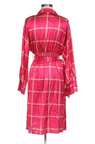 Рокля Boohoo, Размер M, Цвят Многоцветен, Цена 39,10 лв.