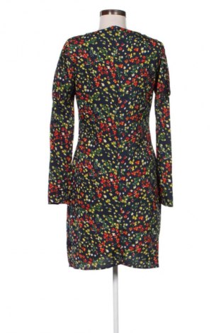 Sukienka Boohoo, Rozmiar M, Kolor Kolorowy, Cena 142,39 zł