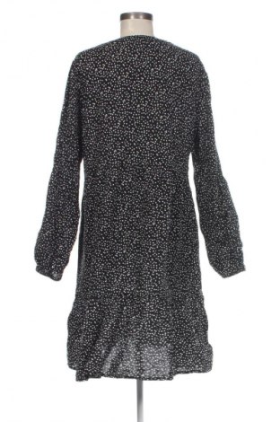 Рокля C&A, Размер XL, Цвят Многоцветен, Цена 18,99 лв.