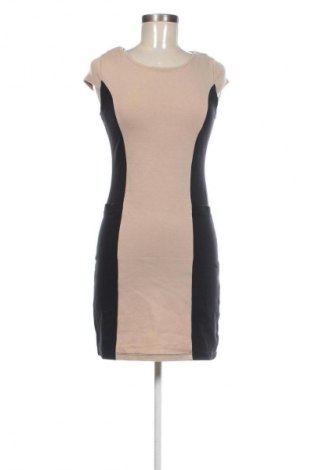 Šaty  CPM Collection, Velikost S, Barva Vícebarevné, Cena  299,00 Kč