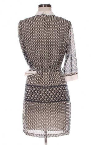 Kleid Carla, Größe M, Farbe Mehrfarbig, Preis 24,55 €