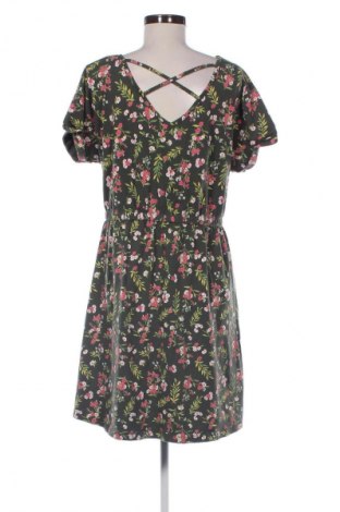 Рокля Carry, Размер L, Цвят Многоцветен, Цена 39,15 лв.