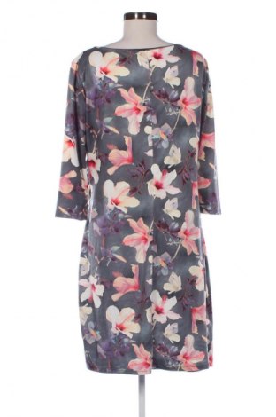 Рокля Cartoon, Размер L, Цвят Многоцветен, Цена 39,10 лв.