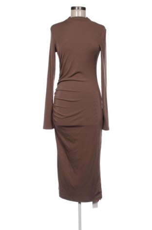 Рокля Cider, Размер M, Цвят Кафяв, Цена 61,94 лв.