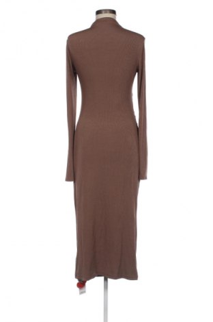 Рокля Cider, Размер M, Цвят Кафяв, Цена 61,94 лв.