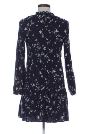 Рокля Clockhouse, Размер S, Цвят Многоцветен, Цена 39,14 лв.