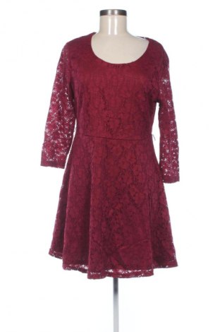 Ruha Colloseum, Méret XL, Szín Piros, Ár 7 800 Ft