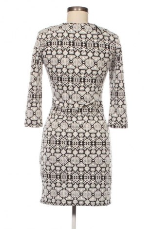 Šaty  Colloseum, Velikost M, Barva Vícebarevné, Cena  259,00 Kč