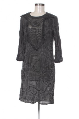 Šaty  Cream, Velikost M, Barva Vícebarevné, Cena  689,00 Kč