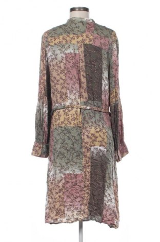 Рокля Culture, Размер L, Цвят Многоцветен, Цена 47,85 лв.