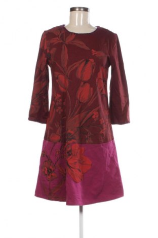 Рокля Desigual, Размер M, Цвят Многоцветен, Цена 42,99 лв.