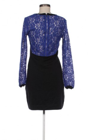 Рокля Diane Von Furstenberg, Размер M, Цвят Многоцветен, Цена 722,78 лв.