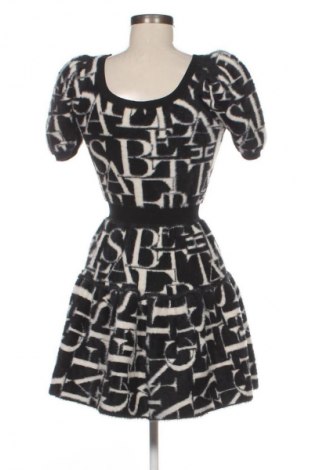 Šaty  Elisabetta Franchi, Velikost M, Barva Vícebarevné, Cena  2 291,00 Kč
