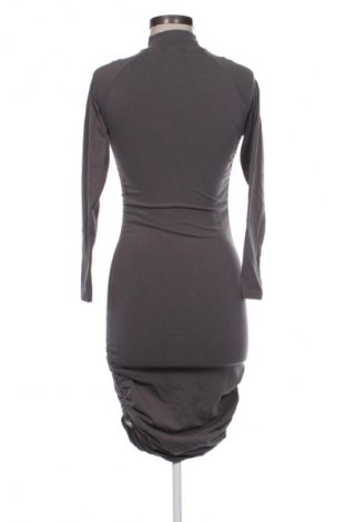 Rochie Ellesse, Mărime S, Culoare Maro, Preț 126,32 Lei