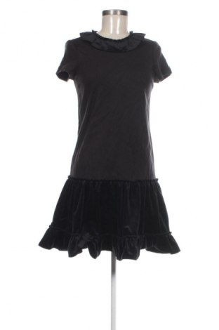 Рокля Emporio Armani, Размер M, Цвят Черен, Цена 55,21 €