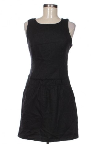 Sukienka Esprit, Rozmiar XS, Kolor Czarny, Cena 66,99 zł