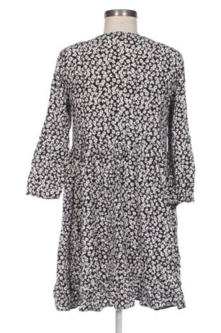 Sukienka Etam, Rozmiar M, Kolor Kolorowy, Cena 110,07 zł