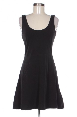 Sukienka Even&Odd, Rozmiar M, Kolor Czarny, Cena 89,89 zł