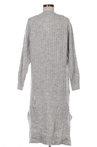 Рокля Ever.me by Takko Fashion, Размер S, Цвят Сив, Цена 22,99 лв.