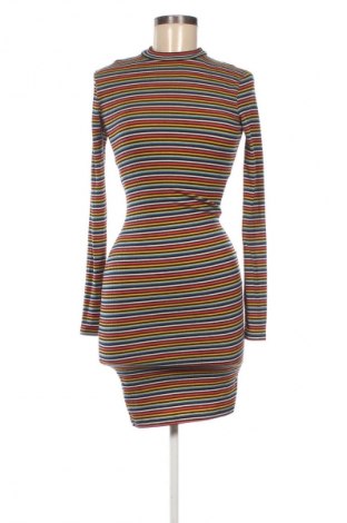 Рокля Fb Sister, Размер XS, Цвят Многоцветен, Цена 39,10 лв.