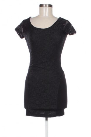 Šaty  Fb Sister, Veľkosť XS, Farba Čierna, Cena  19,95 €