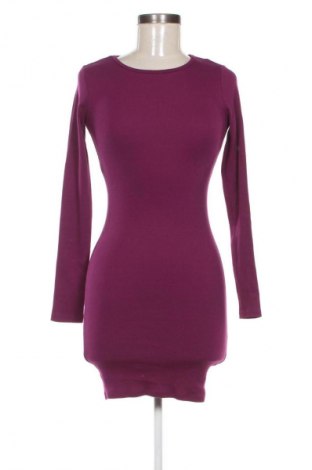 Рокля Fb Sister, Размер S, Цвят Лилав, Цена 39,14 лв.