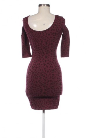 Рокля Fb Sister, Размер XXS, Цвят Многоцветен, Цена 39,00 лв.