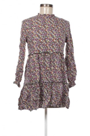 Ruha Fb Sister, Méret M, Szín Sokszínű, Ár 4 599 Ft