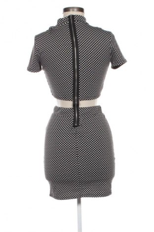 Šaty  Forever 21, Velikost S, Barva Vícebarevné, Cena  342,00 Kč