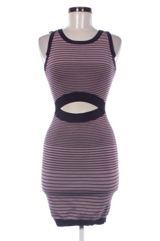 Ruha Guess, Méret S, Szín Sokszínű, Ár 21 928 Ft