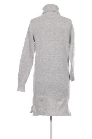 Šaty  Guess, Velikost S, Barva Šedá, Cena  1 217,00 Kč