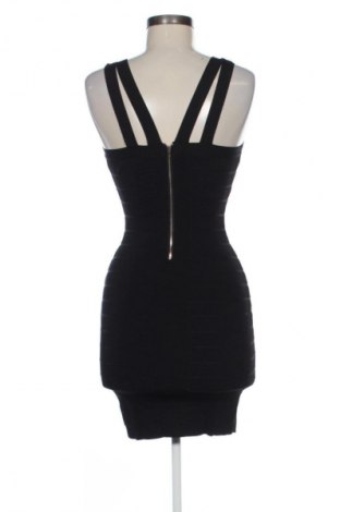 Šaty  Guess, Veľkosť S, Farba Čierna, Cena  132,18 €