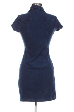 Ruha Guess, Méret M, Szín Kék, Ár 21 896 Ft