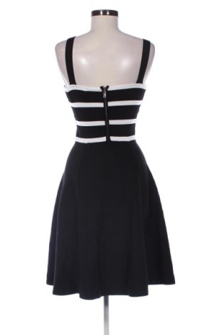 Kleid Guess, Größe S, Farbe Schwarz, Preis 49,00 €