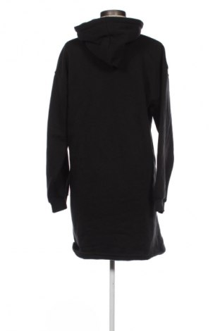 Рокля Guido Maria Kretschmer for About You, Размер M, Цвят Черен, Цена 22,99 лв.