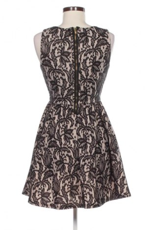 Рокля H&M, Размер S, Цвят Многоцветен, Цена 16,99 лв.