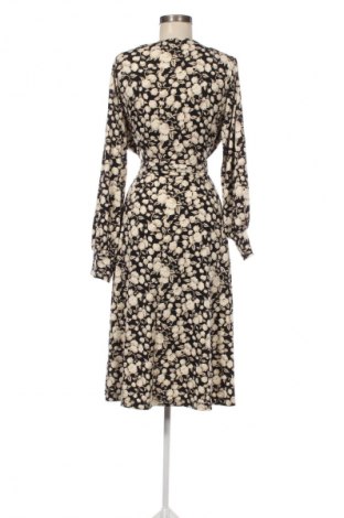 Рокля H&M, Размер XL, Цвят Многоцветен, Цена 40,99 лв.