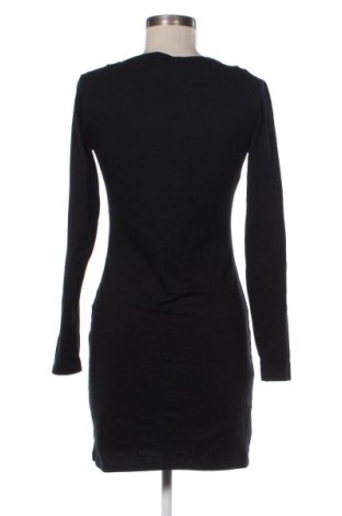 Рокля H&M, Размер S, Цвят Черен, Цена 39,14 лв.