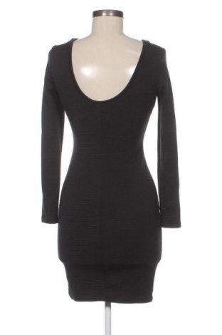 Рокля H&M, Размер XS, Цвят Черен, Цена 39,00 лв.