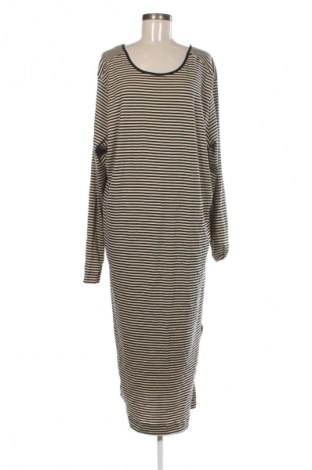 Šaty  H&M, Velikost 4XL, Barva Vícebarevné, Cena  229,00 Kč