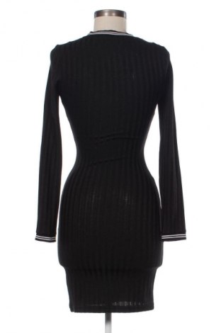 Рокля H&M, Размер S, Цвят Черен, Цена 39,00 лв.