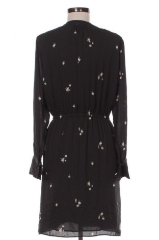 Šaty  H&M, Velikost M, Barva Vícebarevné, Cena  239,00 Kč